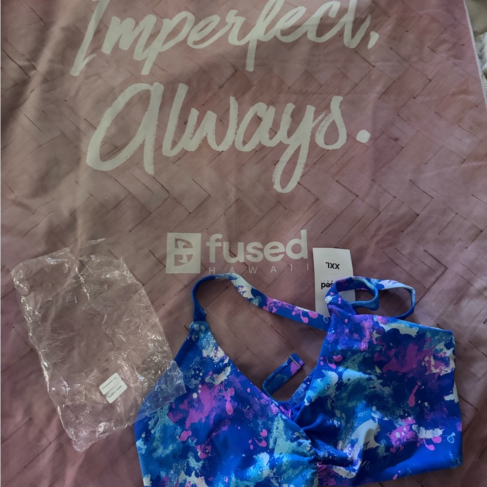 Fused Hawaii Women's Blue & Purple Print Bikini Top